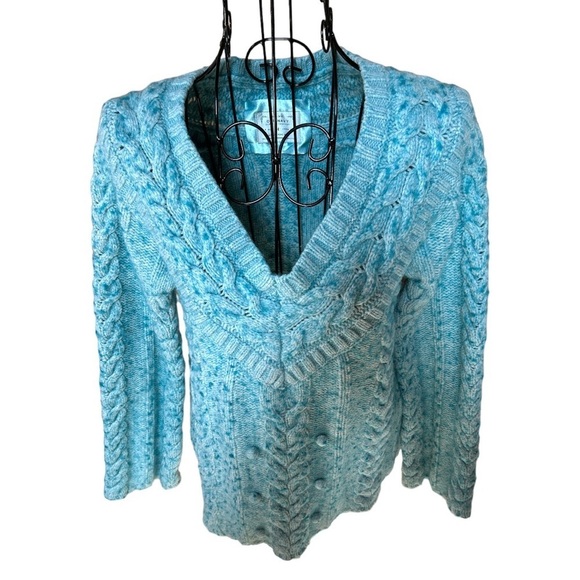 Old Navy Chunky Cable Knit V-neck Fisherman's Sweater Teal Size Medium - Picture 2 of 14